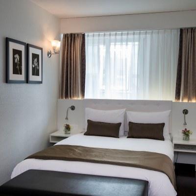 Astoria Hotel 4*